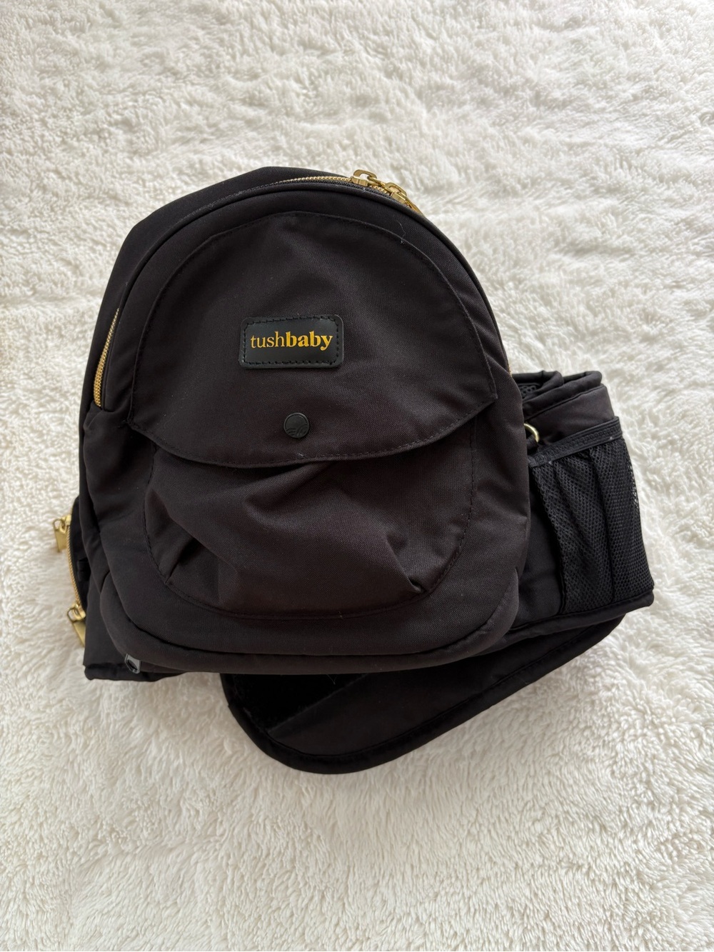 Tushbaby Black Hip Seat Diaper Bag with Adjustable Straps